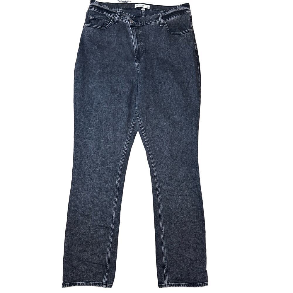 Abercrombie & Fitch The 90s Slim Straight Ultra High Rise Curve Love